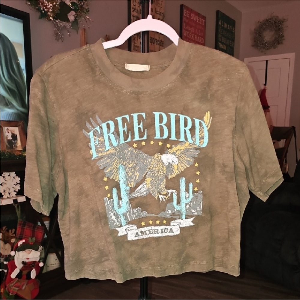 Altar’d State Women’s T-shirt Sz Medium